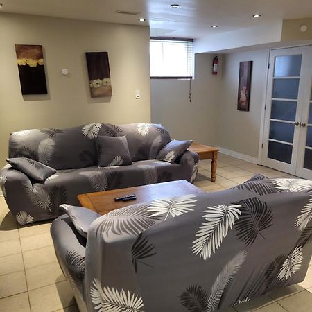 Lovely Guest Entire Apartment Minutes From Ottawa Airport Exteriör bild